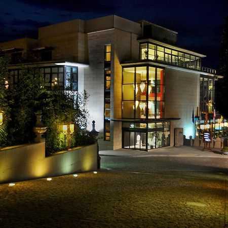 Pazo Los Escudos Hotel Spa & Resort Βίγκο Εξωτερικό φωτογραφία The main entrance of the museum