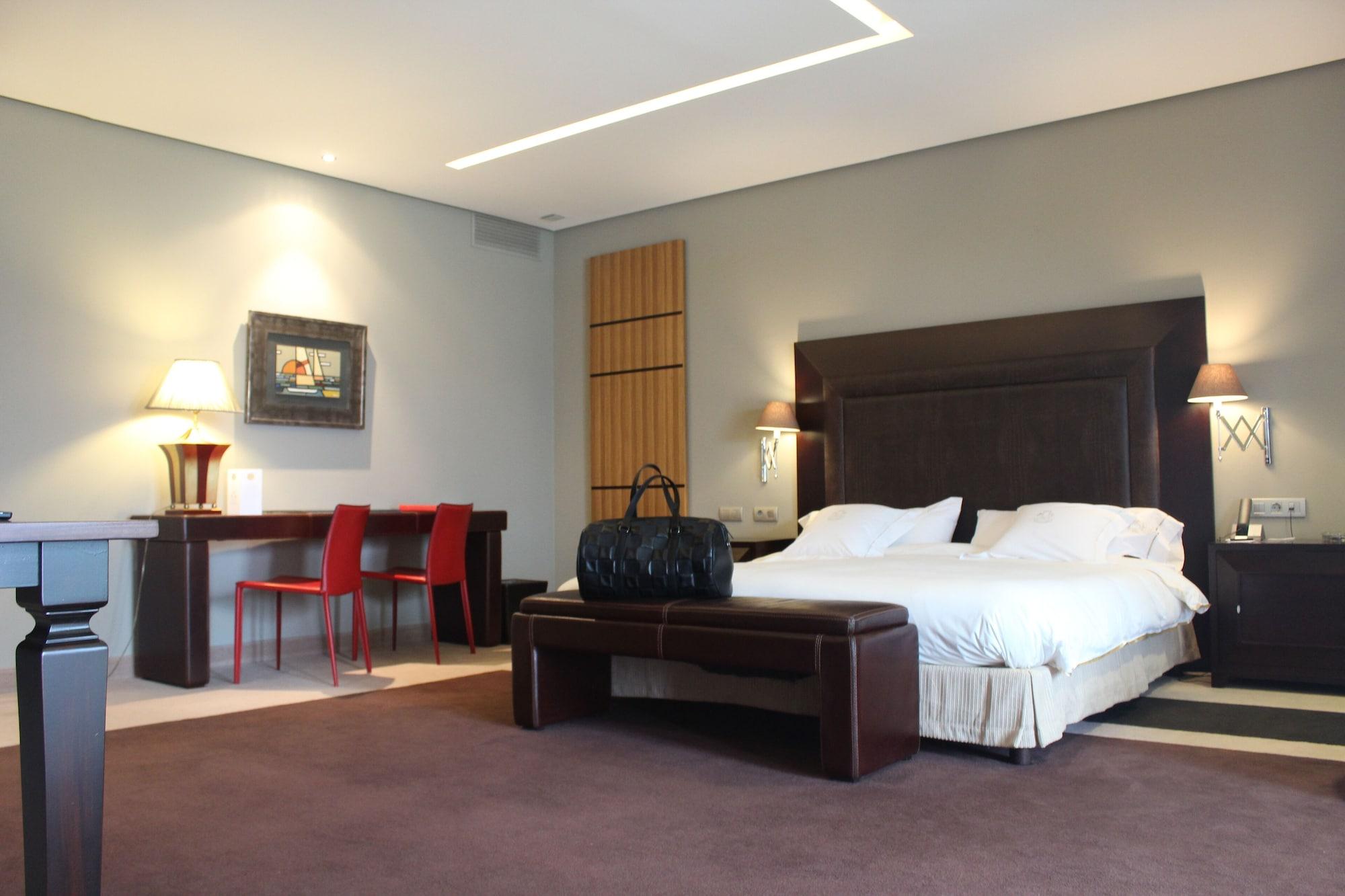 Pazo Los Escudos Hotel Spa & Resort Βίγκο Εξωτερικό φωτογραφία A room at the hotel