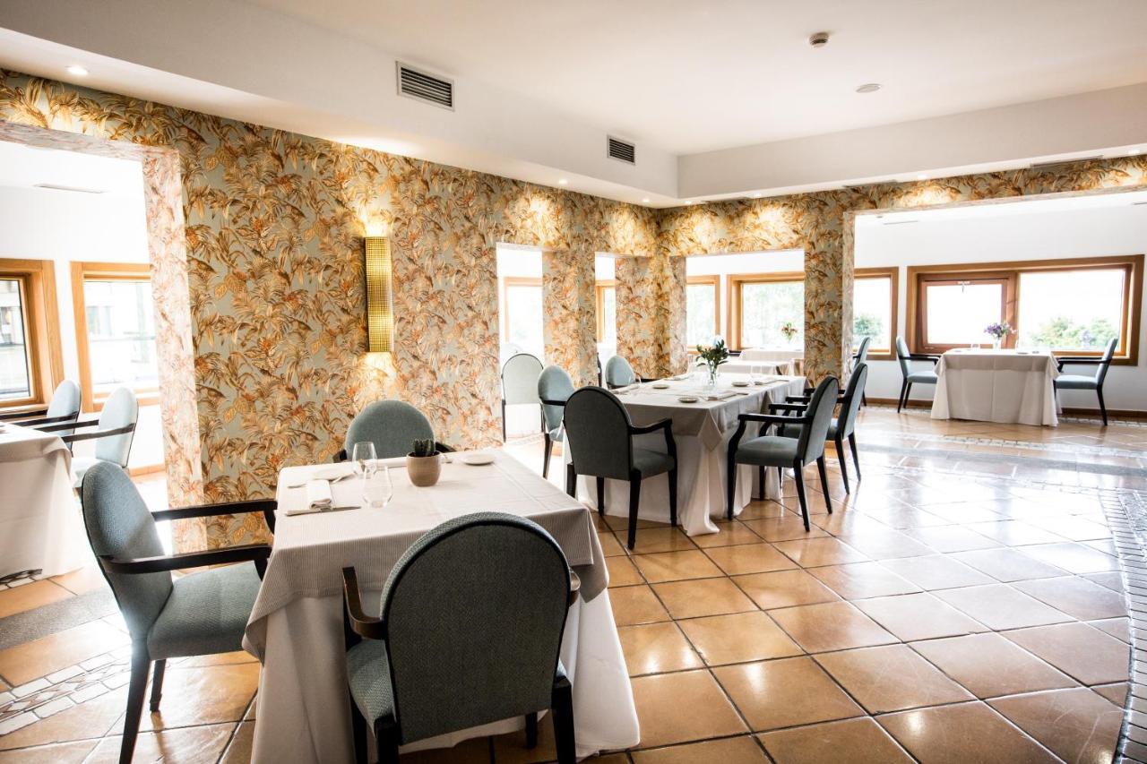 Pazo Los Escudos Hotel Spa & Resort Βίγκο Εξωτερικό φωτογραφία Restaurant