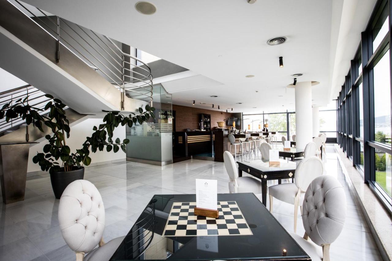 Pazo Los Escudos Hotel Spa & Resort Βίγκο Εξωτερικό φωτογραφία Interior of the hotel